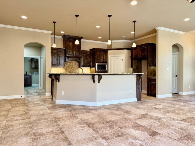 Foto del edificio - House For Rent