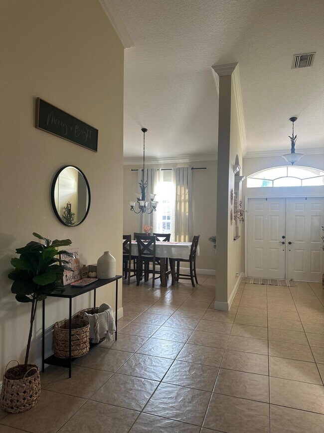 Foto del edificio - 2347 SW Kent Cir