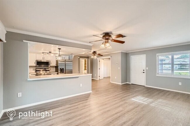 Foto del edificio - 7317 Berwick Way, Spring Hill, FL, 34613