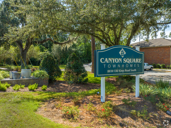 Front Sign - Canyon Square