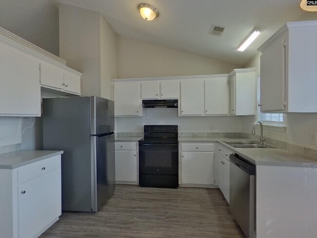 Building Photo - 500 Rockhaven Dr