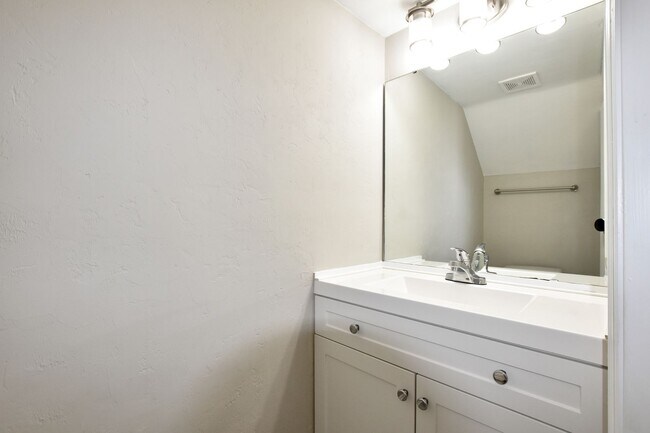 Foto del edificio - 610 SW 11th Ln