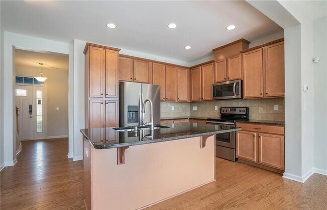 Foto del edificio - 7224 Lochy Ln