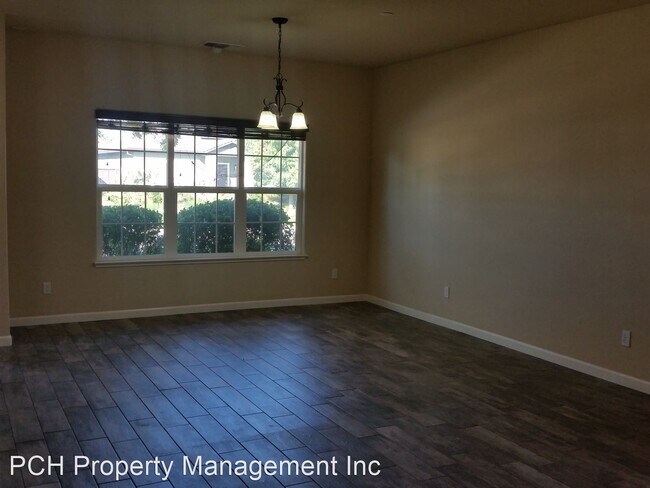 Foto del edificio - 3 br, 2 bath House - 806 Rio Robles Avenue
