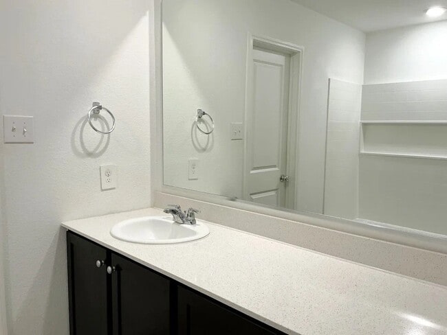 Photo - 10527 Sewell Cir House