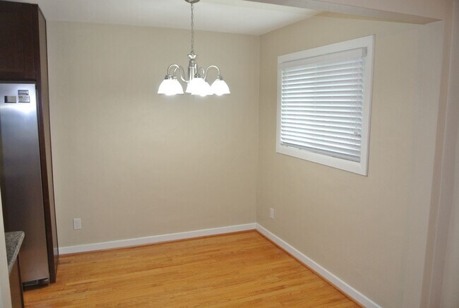 Building Photo - ROLAND PARK