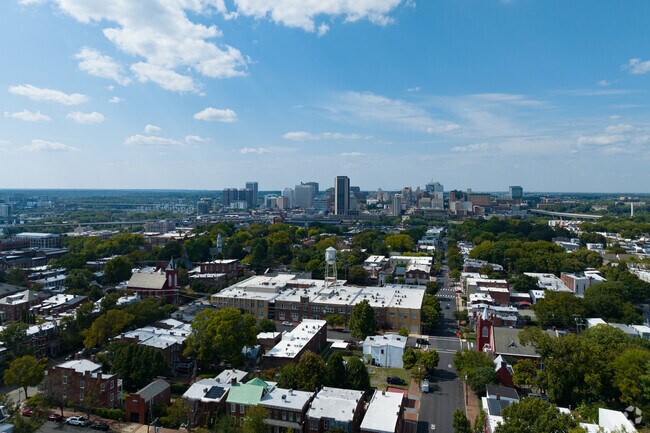 Foto aérea - Nolde Bakery Condominiums