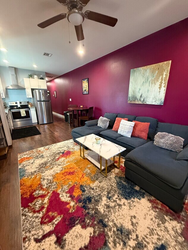 Foto principal - 1410 Joliet St