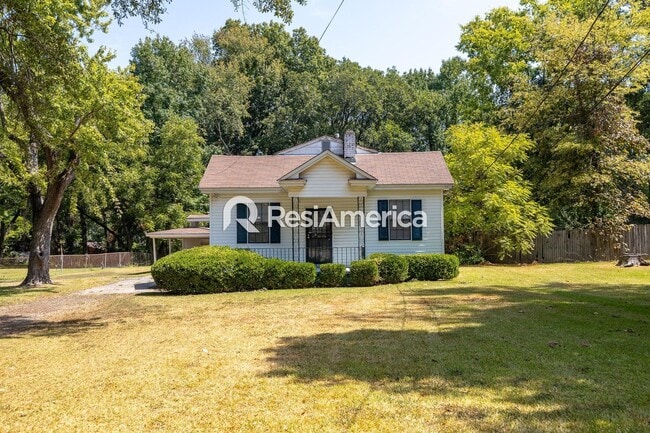 Building Photo - Charming 3-Bedroom 2 bath available now