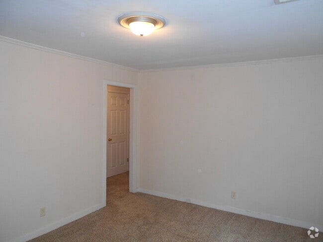 Building Photo - 4343 E Bayley St