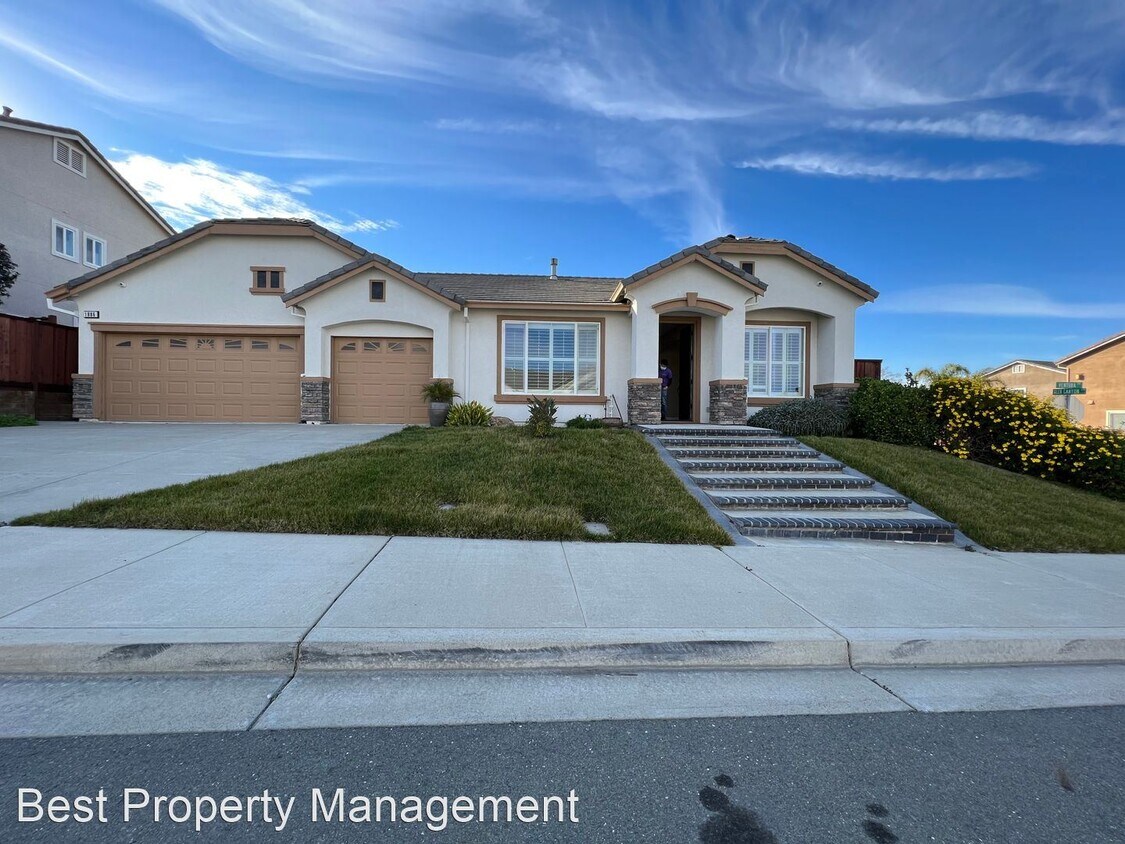 Primary Photo - 4 br, 2 bath House - 1886 Ventura Dr