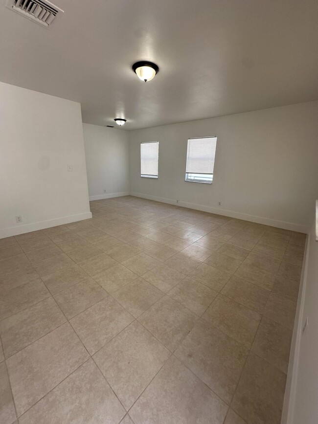 Foto del edificio - 410 44th St