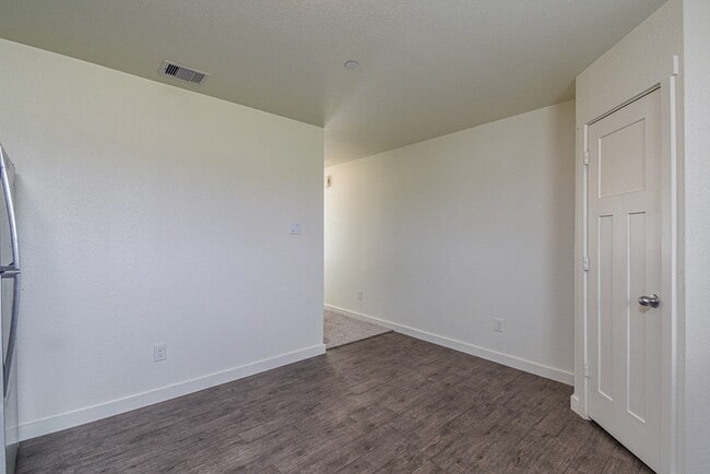 Building Photo - 21155 Gosling Rd