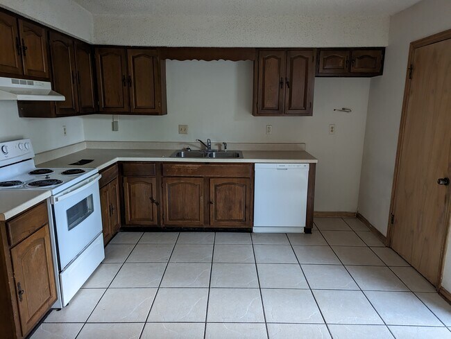 Foto del edificio - 1535 Savannah Dr