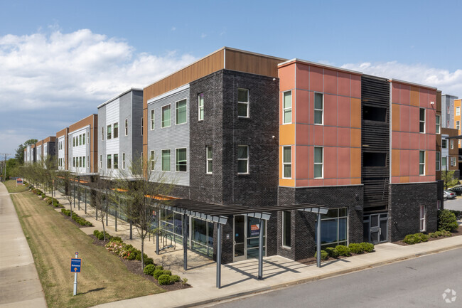 Building Photo - Grandmarc Clemson