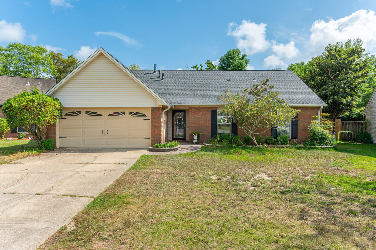 Foto principal - 4522 Parkwood Ln