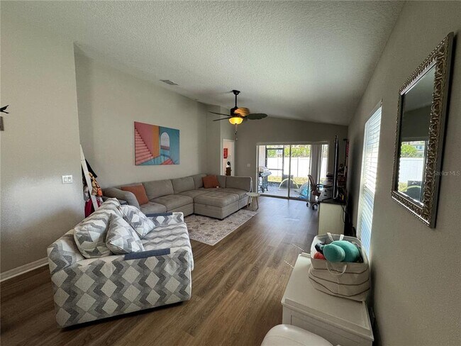 Building Photo - 12870 French Market Dr