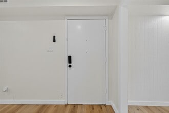 Building Photo - 12633 Memorial Dr