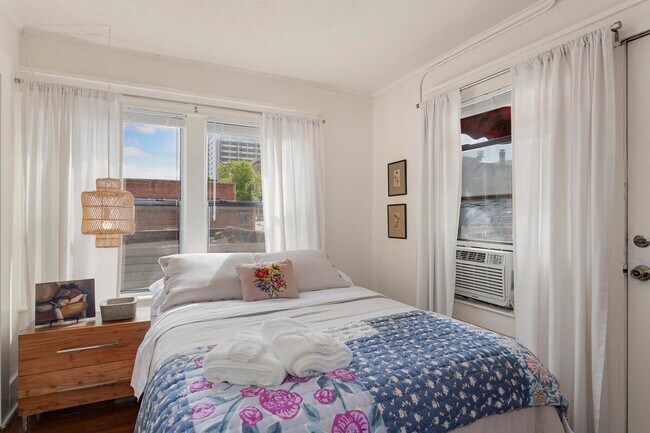 Foto del edificio - 110 W Meadow St