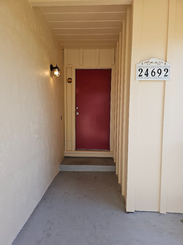 Building Photo - 24692 Townsend Ave
