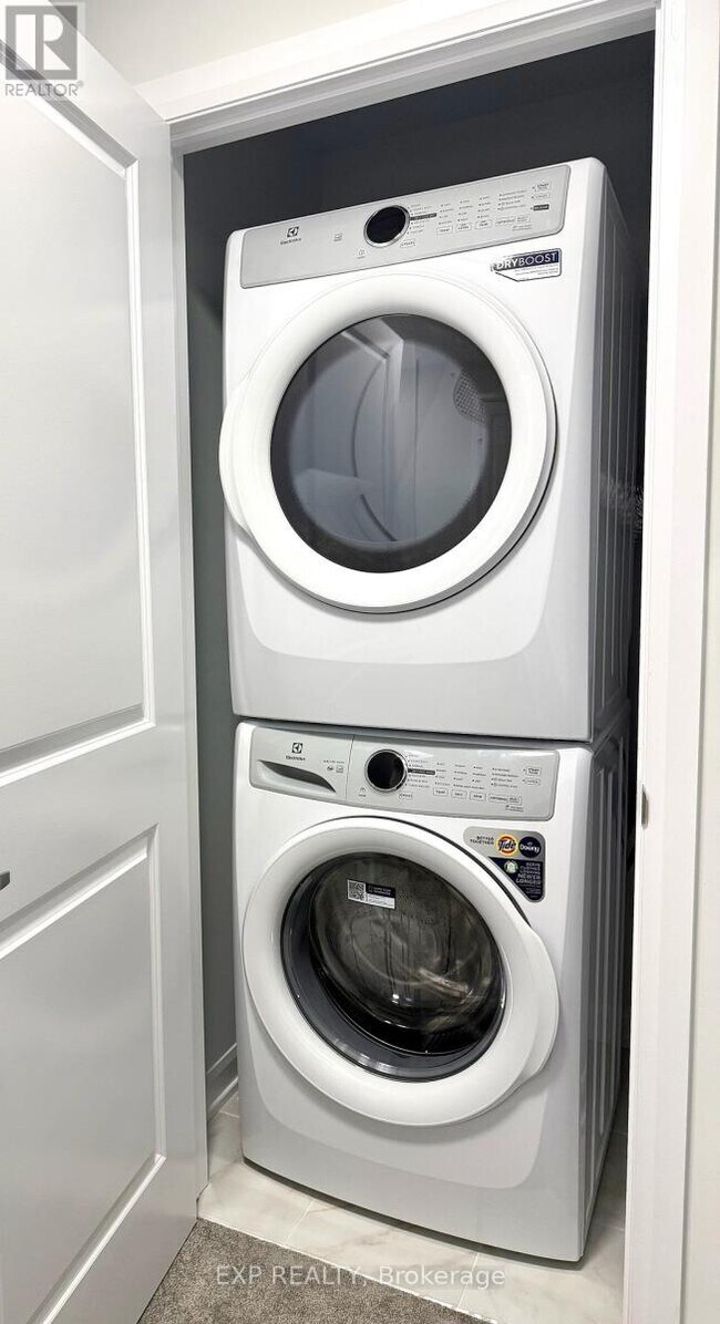 Photo du bâtiment - 101 Glenroy Gilbert Dr