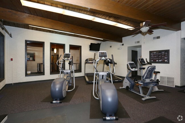 Gimnasio - Spanish Lake Townhomes