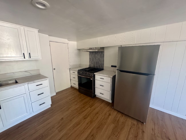 Building Photo - 5557 Ave Juan Bautista