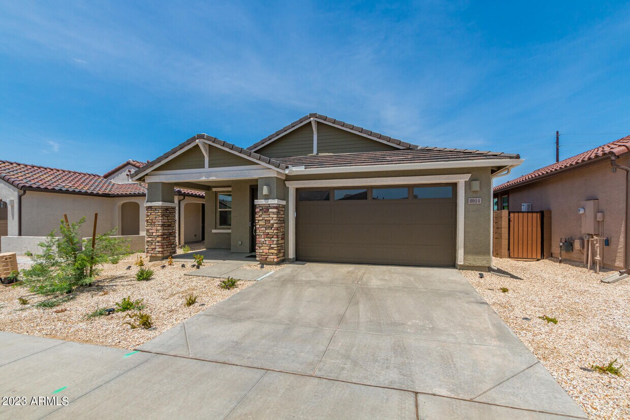 Primary Photo - 8914 W Palo Verde Dr