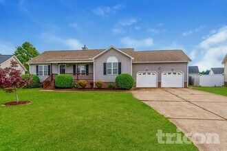 Building Photo - 78 Imperial Dr