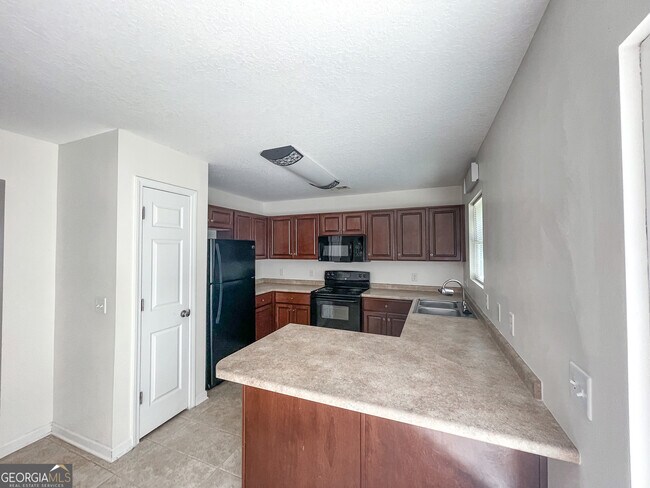 Foto del edificio - 338 S Bridgeport Dr
