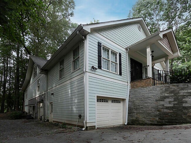 Foto del edificio - 2270 Pilgrim Mill Way