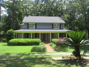 Building Photo - 2420 E Alberson Dr