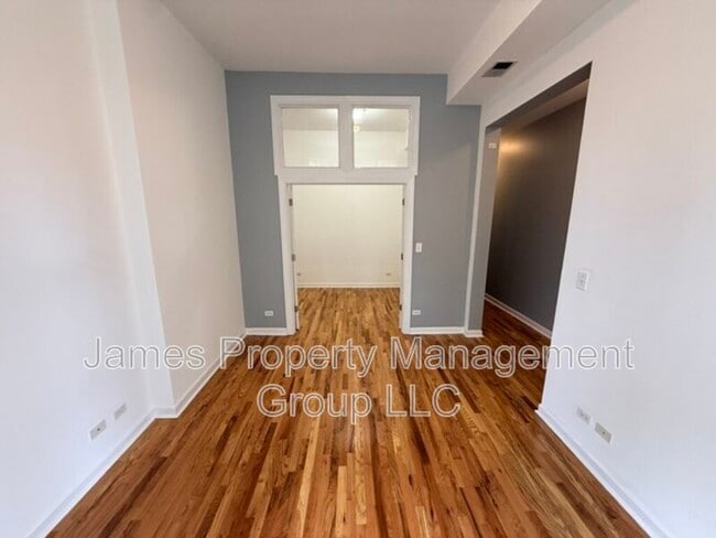 Building Photo - 2213 W Washington Blvd