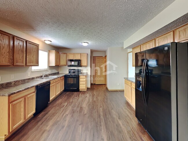Foto del edificio - 3621 Lifestyle Blvd