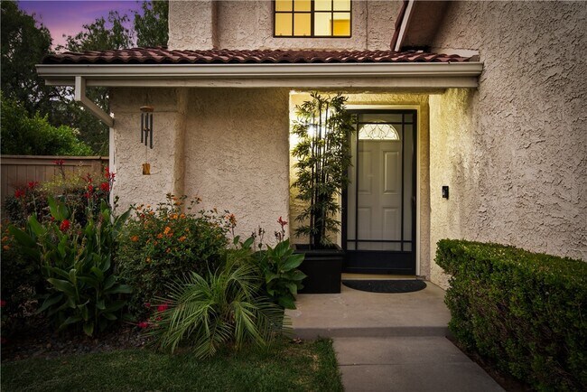 Foto del edificio - 6767 Pheasant Ln