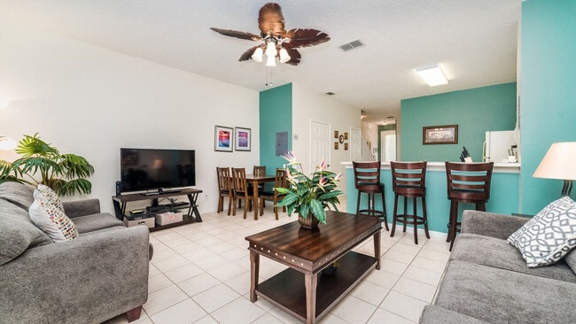 Building Photo - 8114 Princess Palm Ln