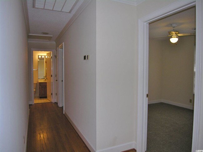 Building Photo - 754 Crooked Oak Dr