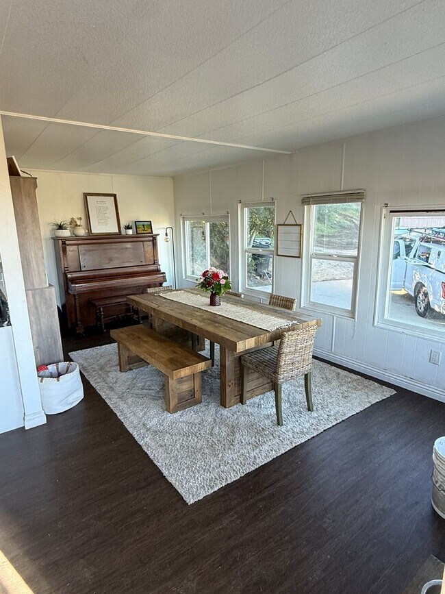 Foto del edificio - 3 Bedroom 2 Bath Manufactured Mobile home in Murrieta!