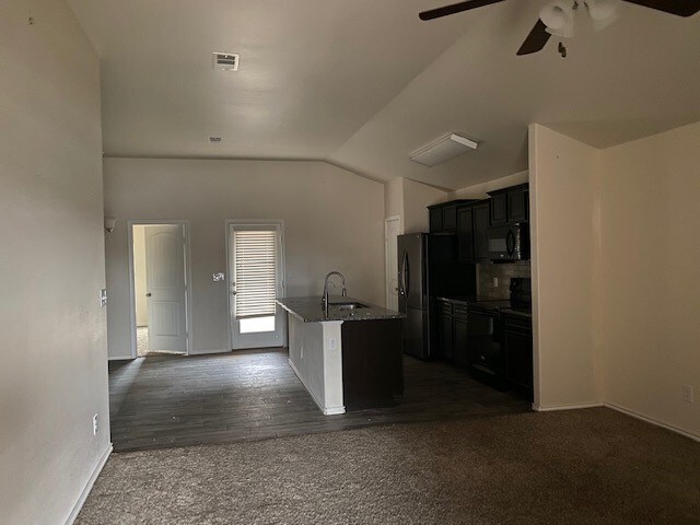 Building Photo - 9314 Sagebrush Ave
