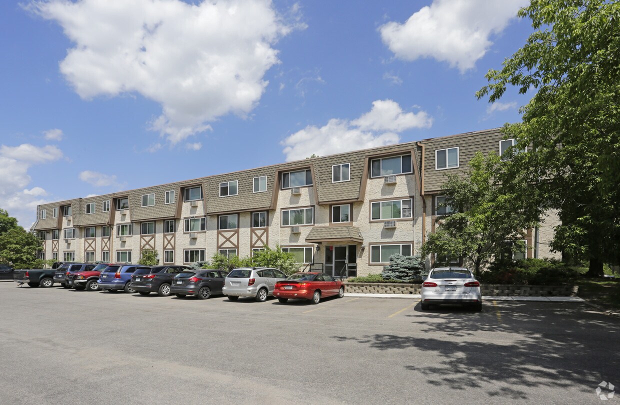 Sun Place Apartments Apartments in Saint Paul, MN