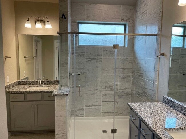 Foto del edificio - 7912 Spring Run Dr