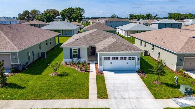 Building Photo - 7552 SW 56th Pl