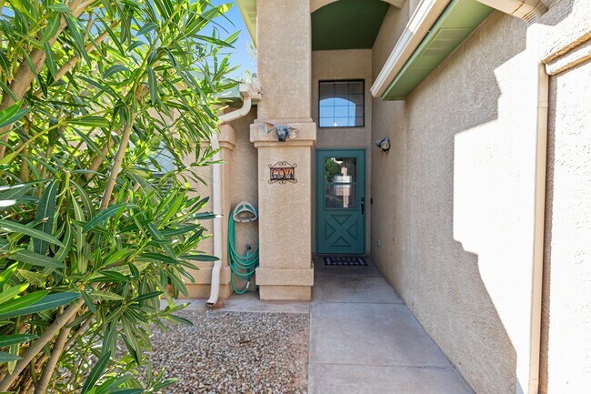 Foto del edificio - Updated 3 bedroom 2 bathroom house