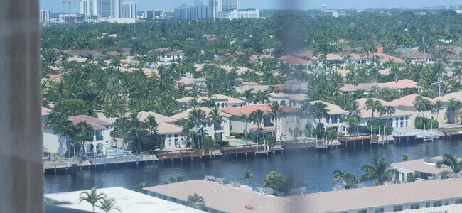 Foto del edificio - 2501 S Ocean Dr