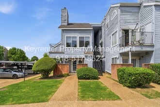 Building Photo - 1802 E 66th Pl
