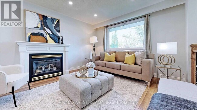 Building Photo - 360 Dixon Blvd