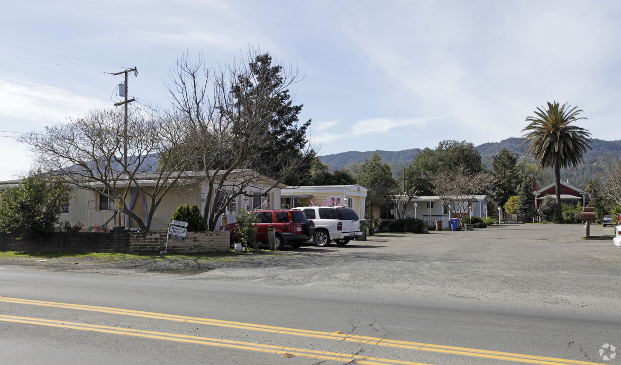 Building Photo - 341 St Helena Hwy S