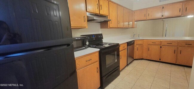 Foto del edificio - 4332 Windergate Dr