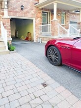 Building Photo - 139 Hillwood St