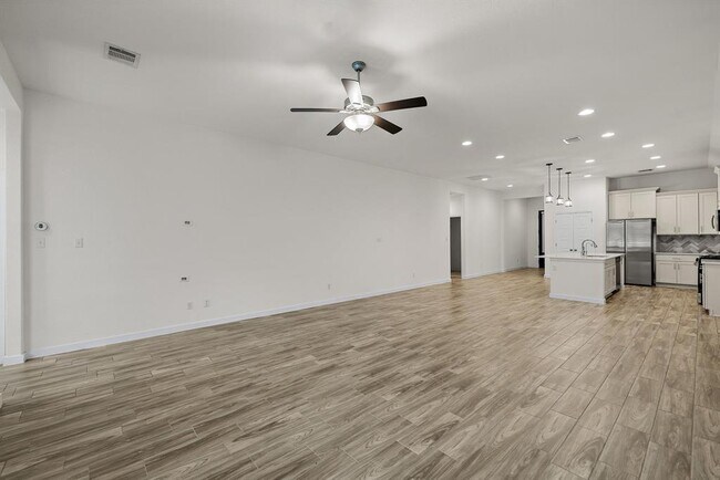 Building Photo - 121 San Domenico Cv